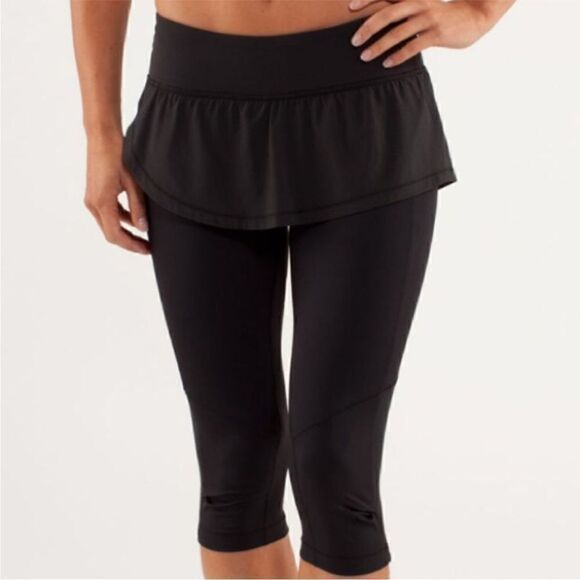 Lululemon Spin It To Win Crops Pants Women Size 6 - Picture 1 of 9